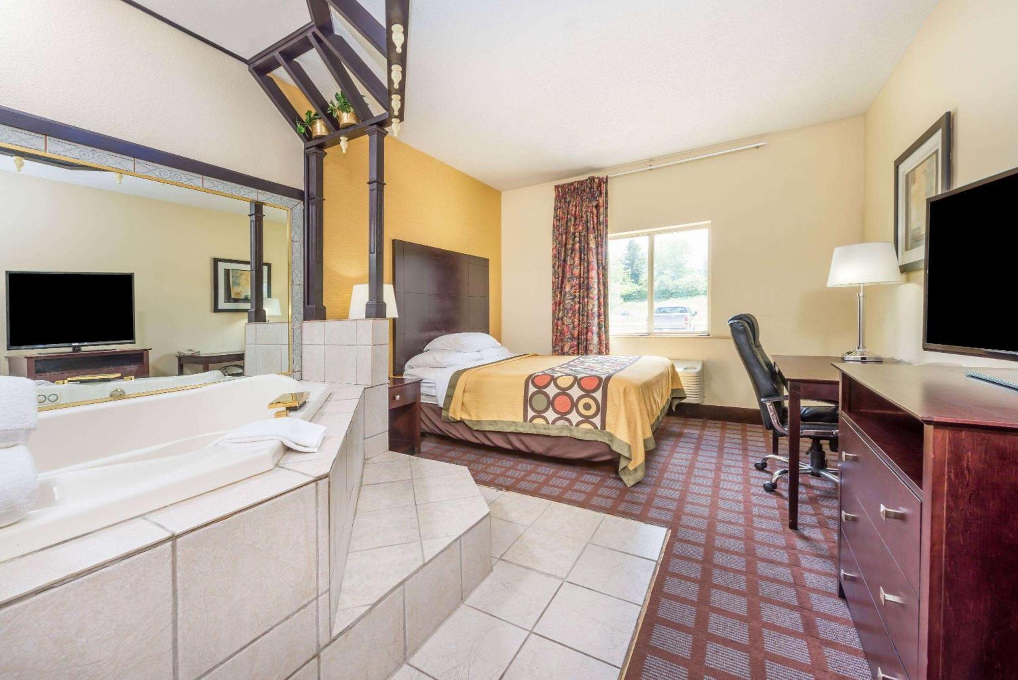 Super 8 By Wyndham Bloomington University Area Luaran gambar